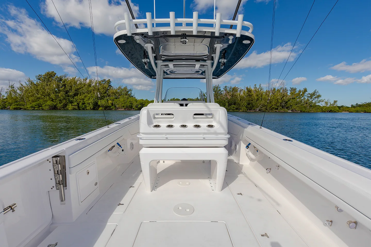 INTREPID 345 NOMAD FE