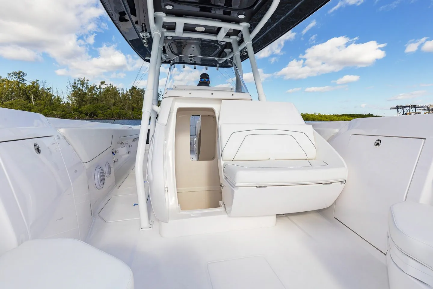 INTREPID 345 NOMAD FE